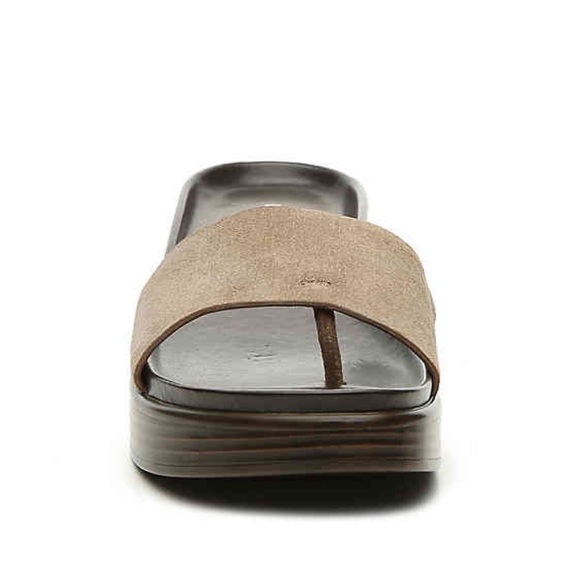 NEW- Donald J Pliner Hidden Thong Sandals - Picture 2 of 7